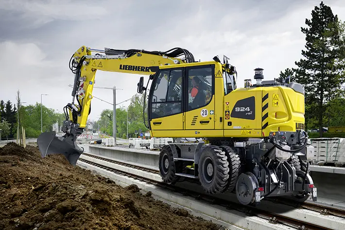 Baublatt_Liebherr_rail_1