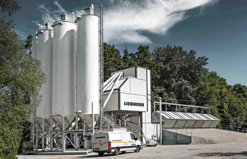 baublatt-liebherr-betonmischanlage-1-1536x991-1
