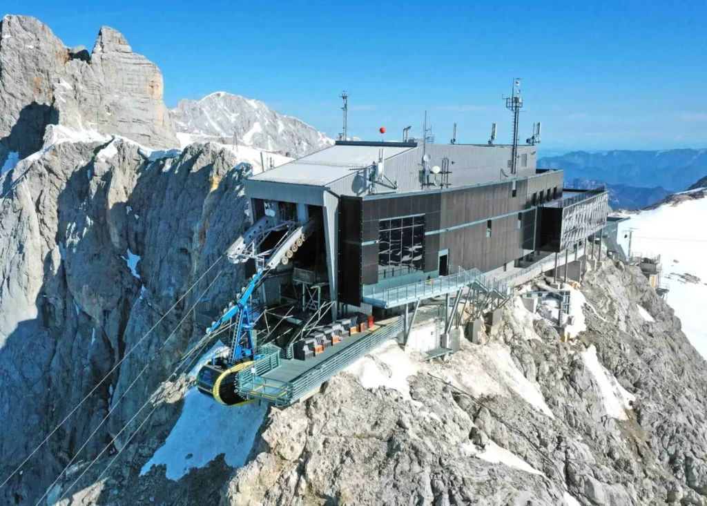 Dachstein-Bergstation-Eroeffnung-1536x1100-1