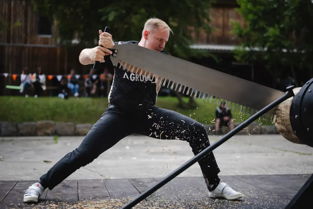 Stihl Timbersports Shows auf dem Liebherr-Stand
