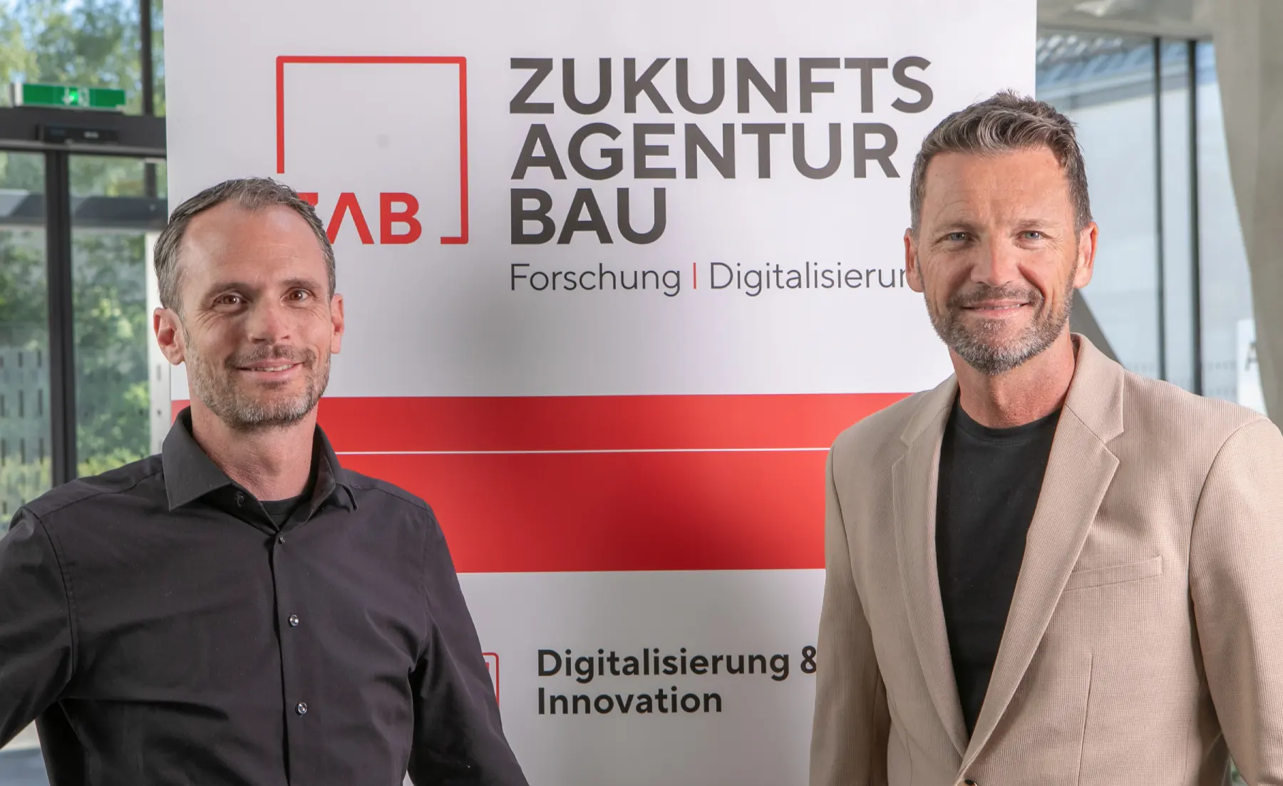 “Nachhaltigkeit ist kein Trend, sondern eine Notwendigkeit. Wer nicht handelt, verliert den Anschluss“, so die beiden ZAB-Geschäftsführer Gunther Graupner und Harald Kopececk.
