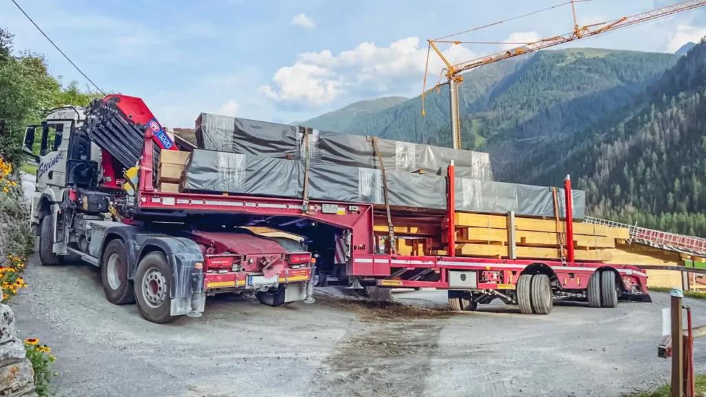 Steiner Transport Faymonville-Tieflader und MAX Trailer (4)