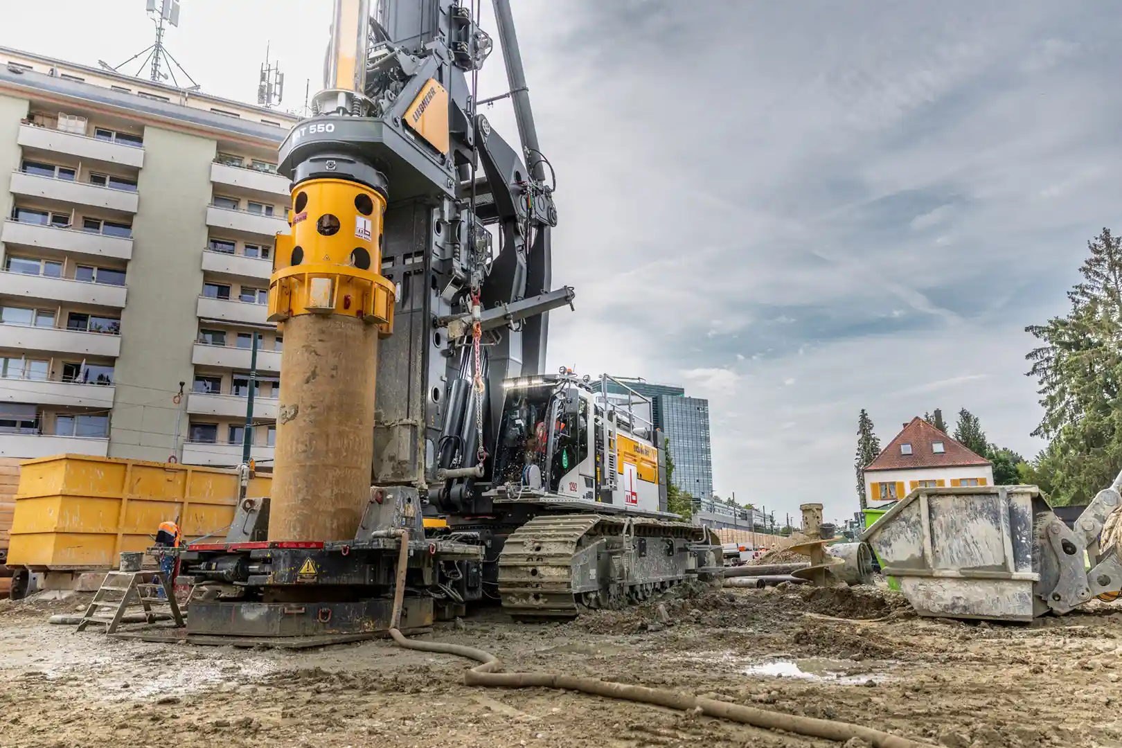 liebherr-max bögl_lb55_1_300dpi