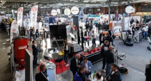 DA-FACHTAGUNG ABBRUCH Halle mit Aussteller