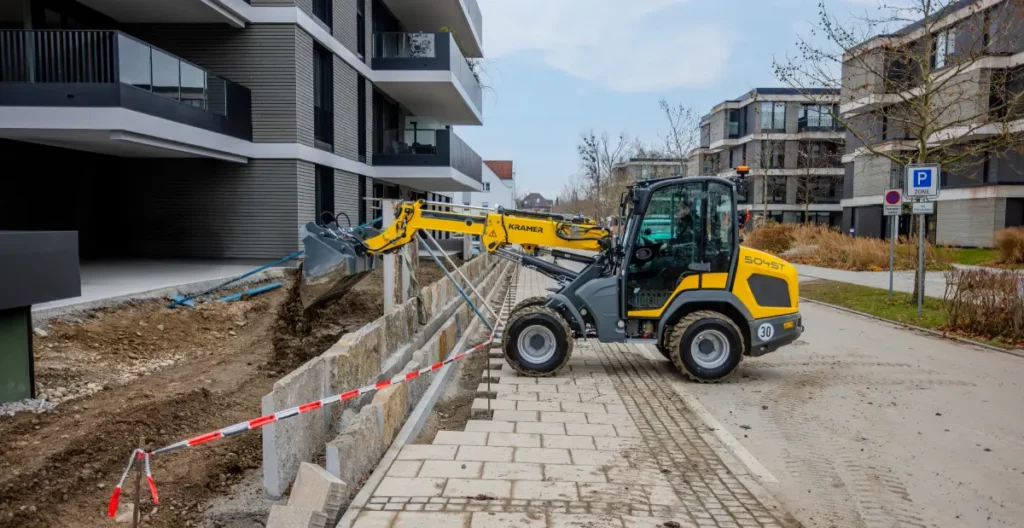 Kramer 5045T bei der Arbeit