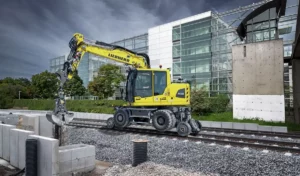 Liebherr Zweiwegebagger RE 22 M Litronic auf Gleis
