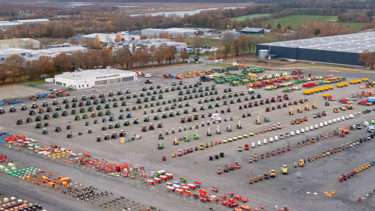 Ritchie Bros Luftbild Freigelände